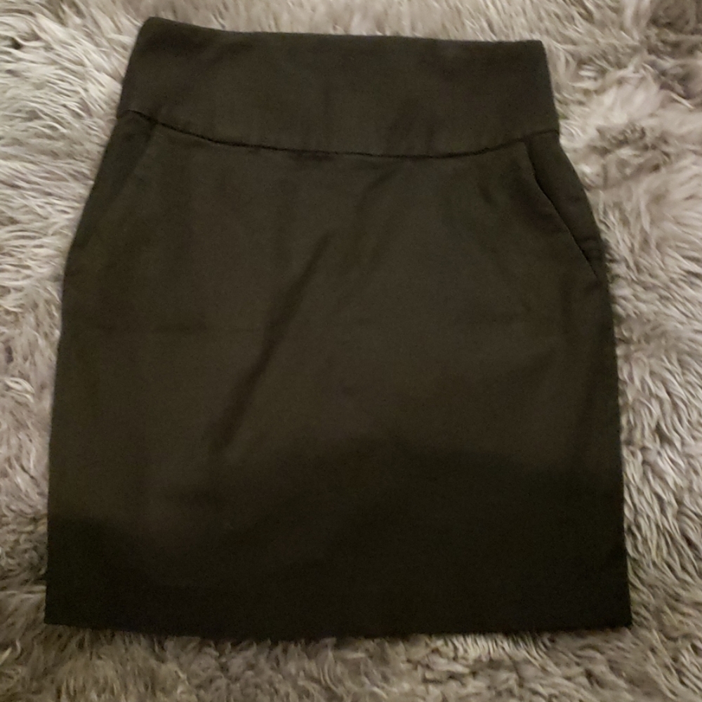 Banana Republic Black Skirt